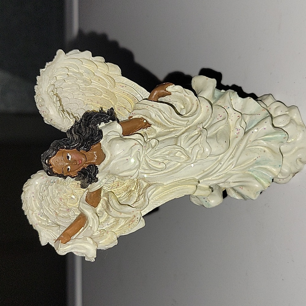 Angel Figurine With Glitter